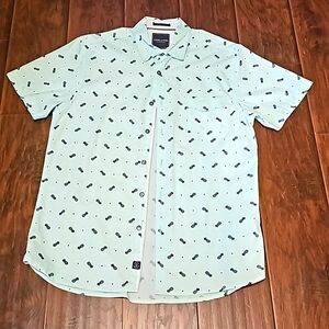 Short sleeve button down with navy pineapples